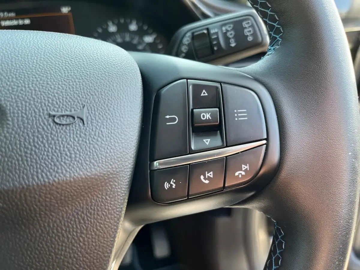 2023-ford-fiesta-10t-active-125ps-hybrid-mhev-big-37