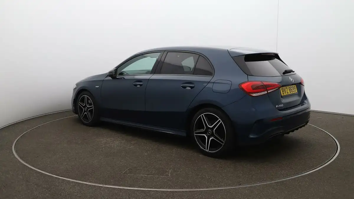 2022-mercedes-benz-a-class-13-a200-amg-line-edition-executive-hatchback-5d-big-62