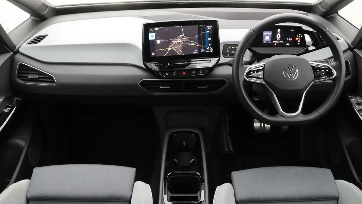 2022-volkswagen-id3-e-max-big-13