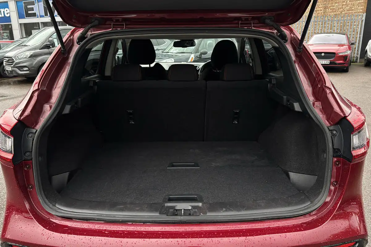 2019-nissan-qashqai-13-dig-t-n-motion-140ps-big-17