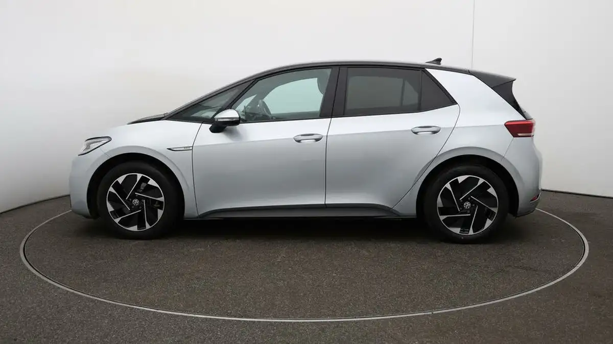 2022-volkswagen-id3-e-max-big-65