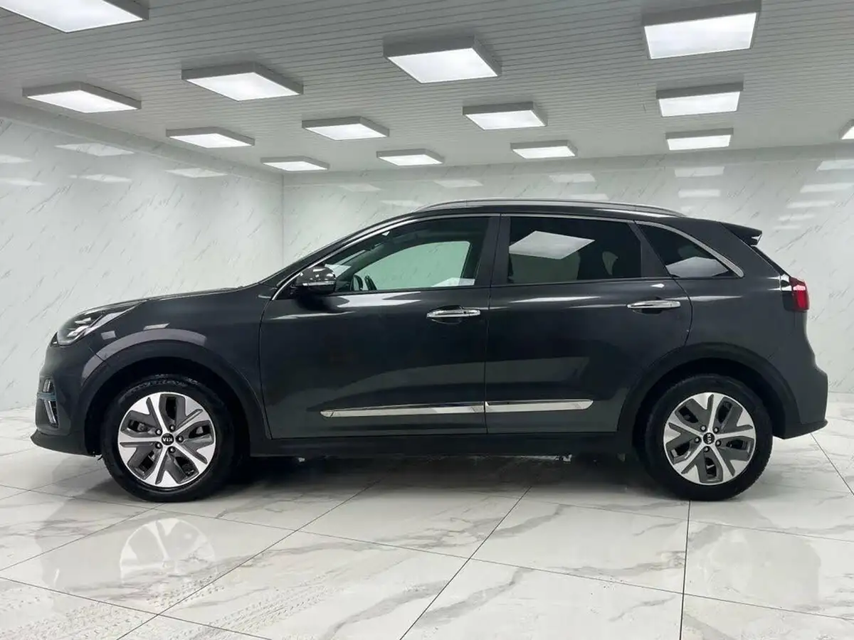 2021-kia-e-niro-ev-4-big-14