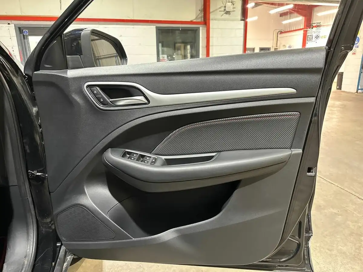 2022-mg-zs-suv-15-vti-tech-excite-big-35