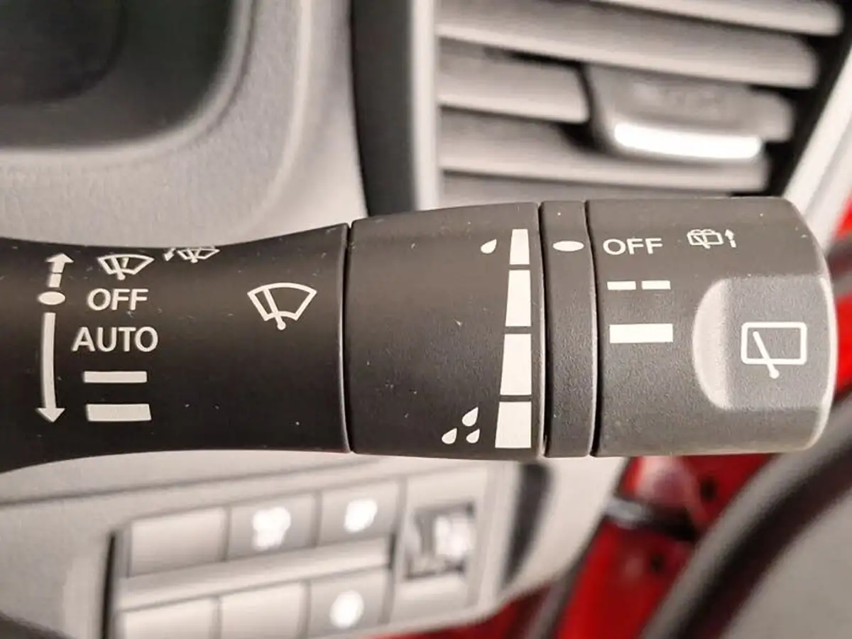 2022-nissan-leaf-e-acenta-39kwh-big-18