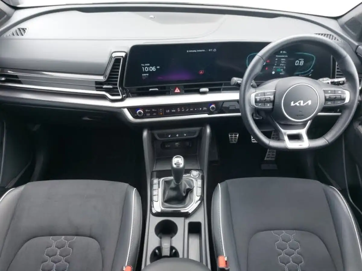2024-kia-sportage-16-t-gdi-gt-line-157bhp-48v-big-2