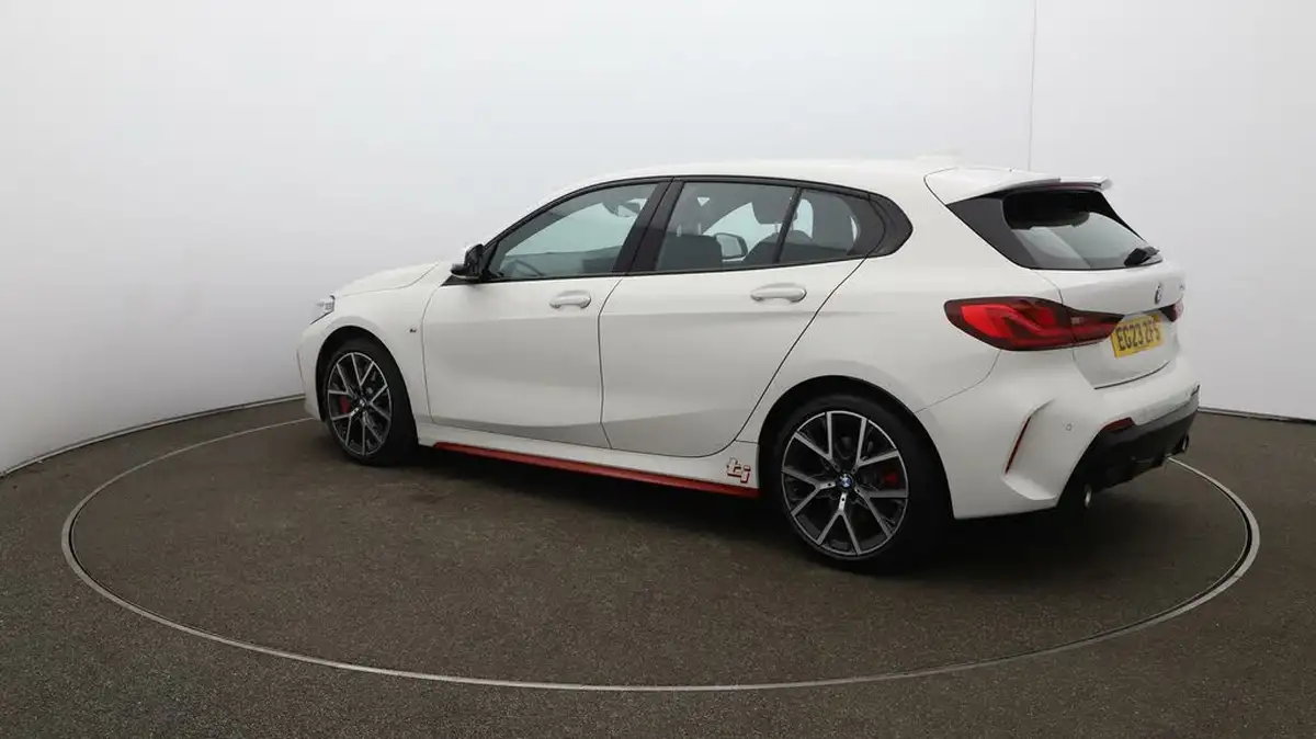 2023-bmw-1-series-20-128ti-lcp-big-34