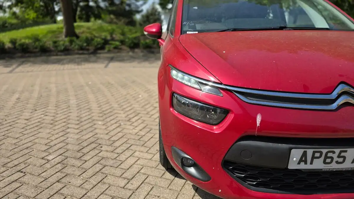 2015-citroen-c4-picasso-16bluehdi-selection-big-9