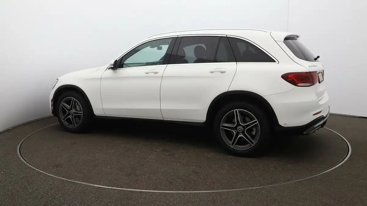 2019-mercedes-benz-glc-class-20d-glc220d-amg-line-station-wagon-5d-4matic-plus-big-44