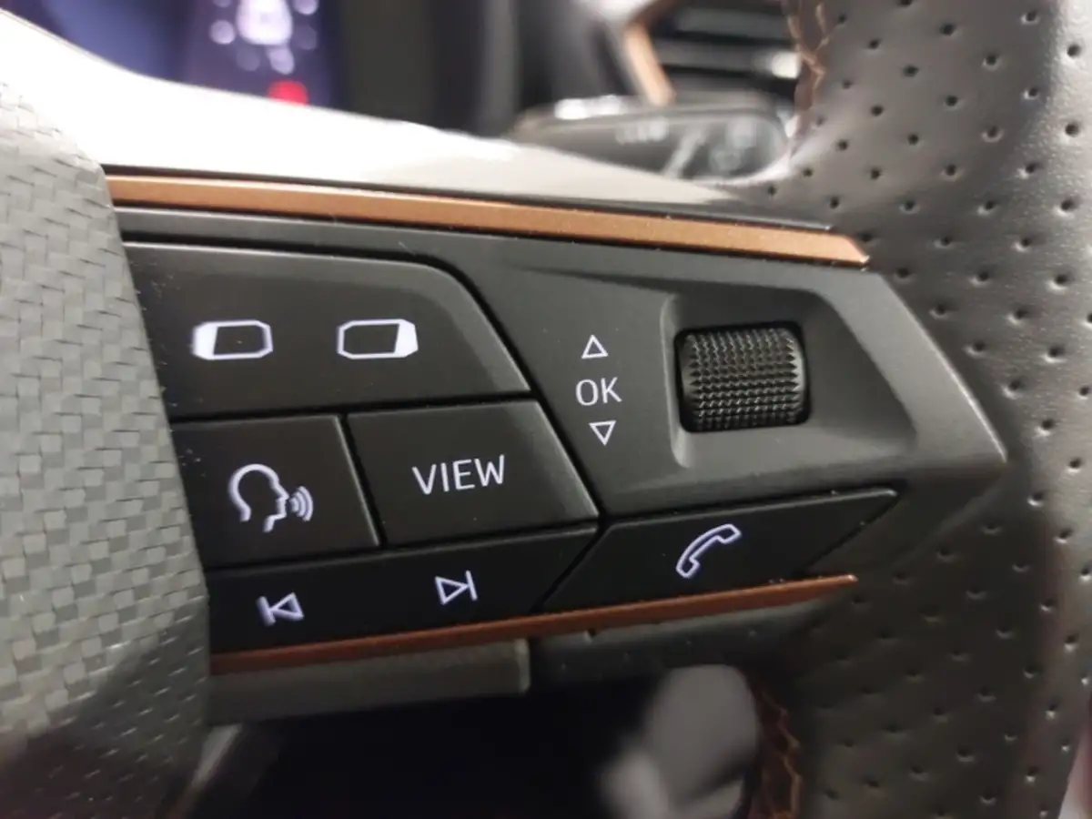 2024-cupra-formentor-15-etsi-v1-big-16