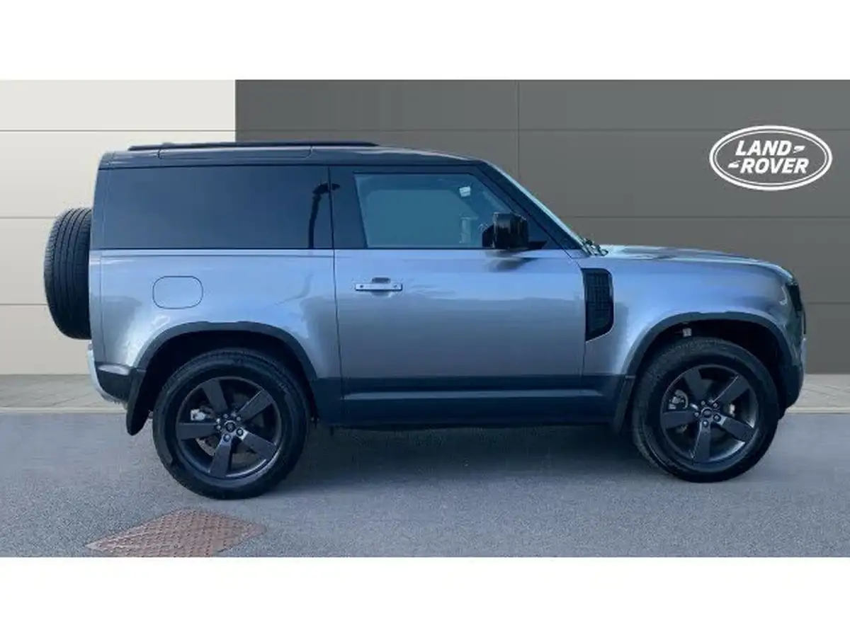 2023-land-rover-90-defender-30-d250-hard-top-se-90-2997cc-big-4