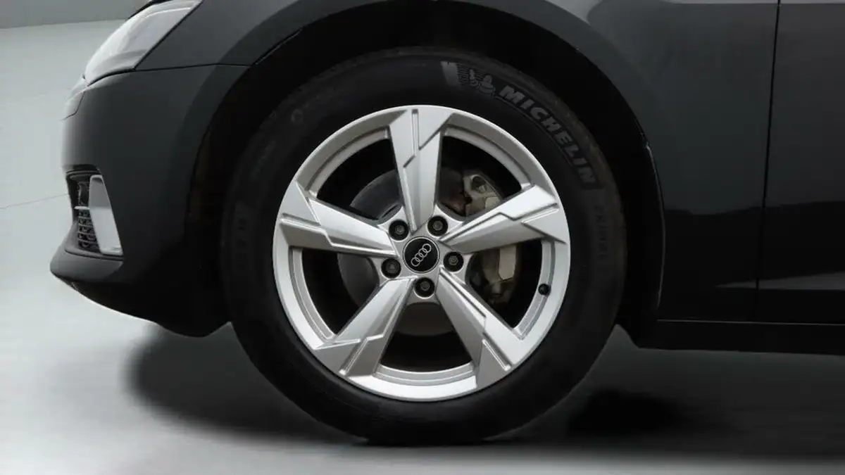 2022-audi-a6-avant-20-40-tfsi-sport-big-18