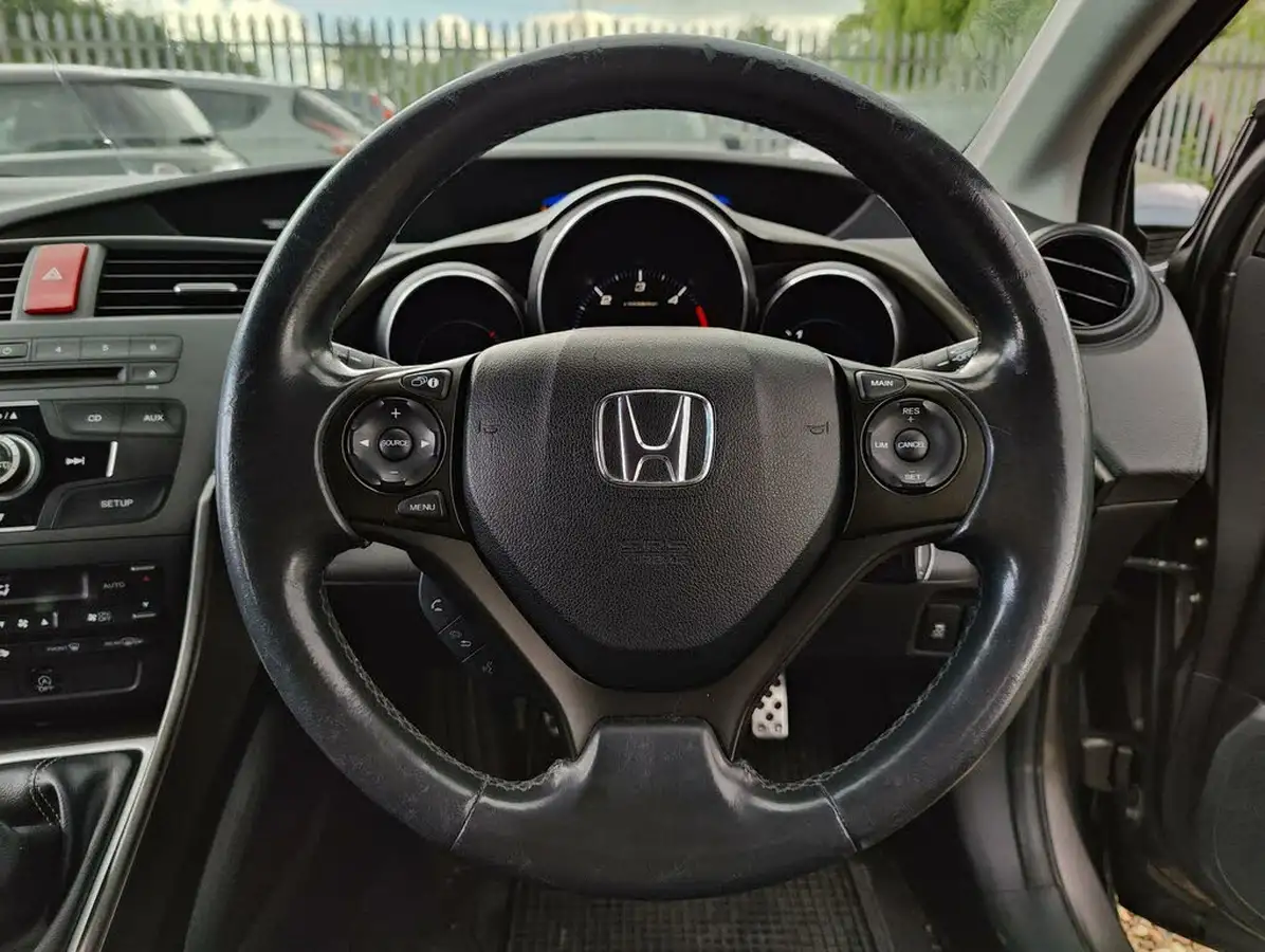 2013-honda-civic-16td-es-big-22