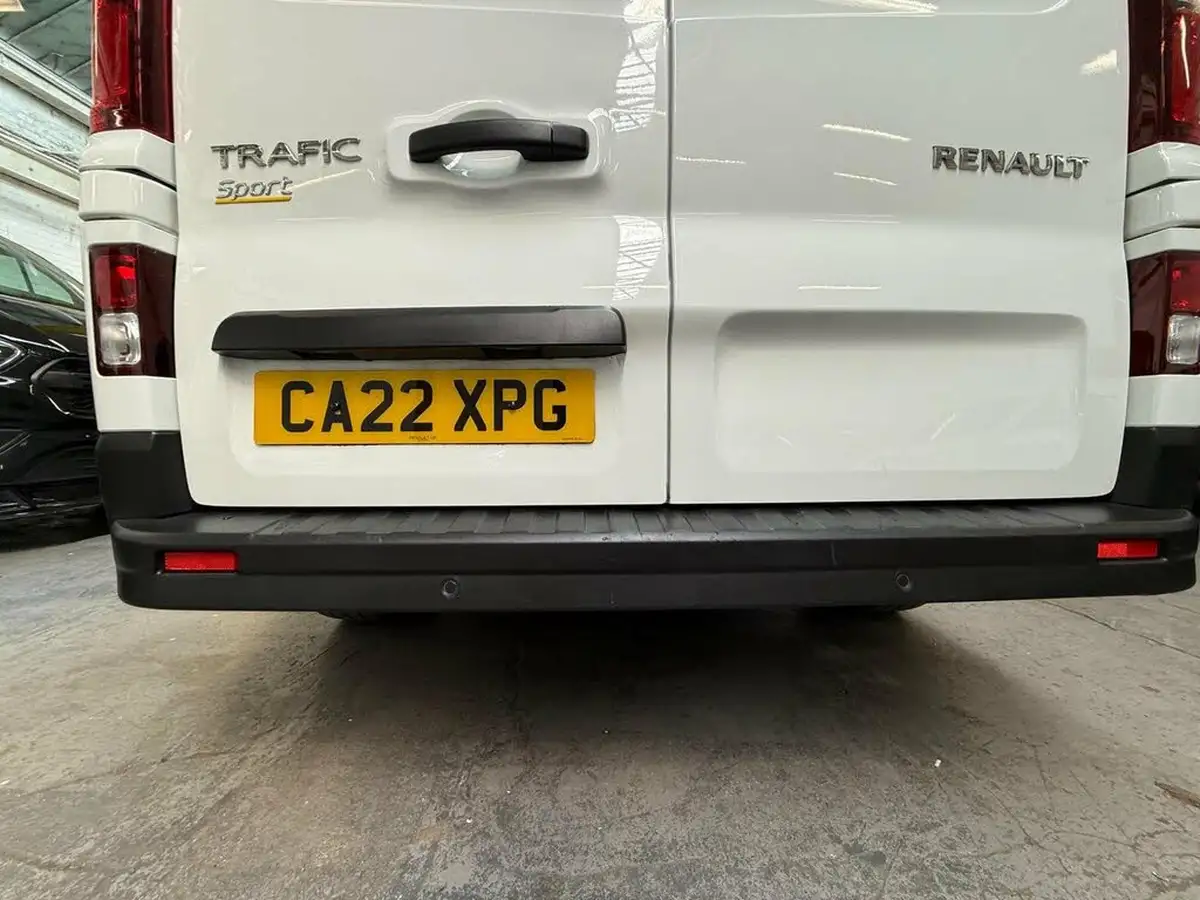 2022-renault-trafic-20dci-sl28-130-sport-big-12