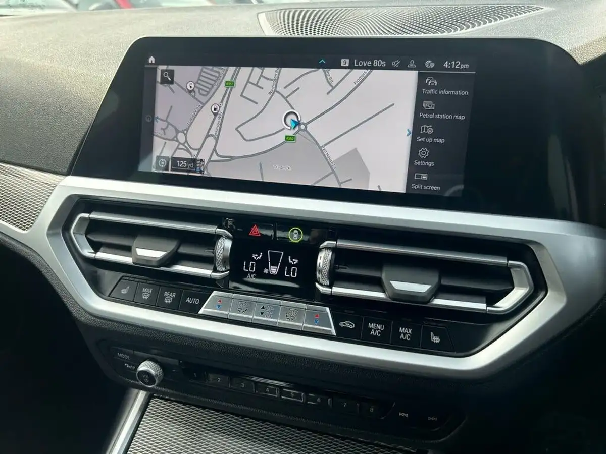 2019-bmw-3-series-20-330e-m-sport-plus-pack-big-15
