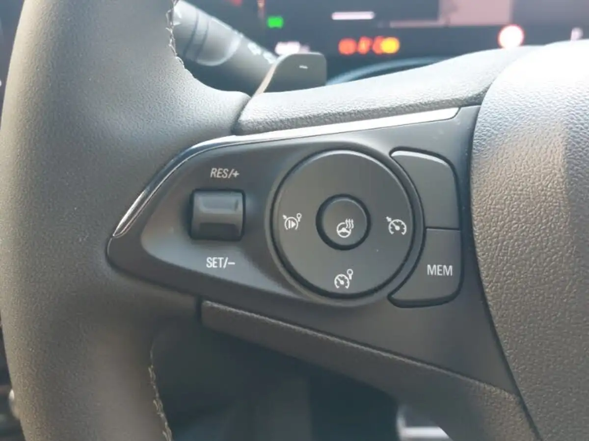 2024-vauxhall-mokka-12-gs-130ps-auto-big-16