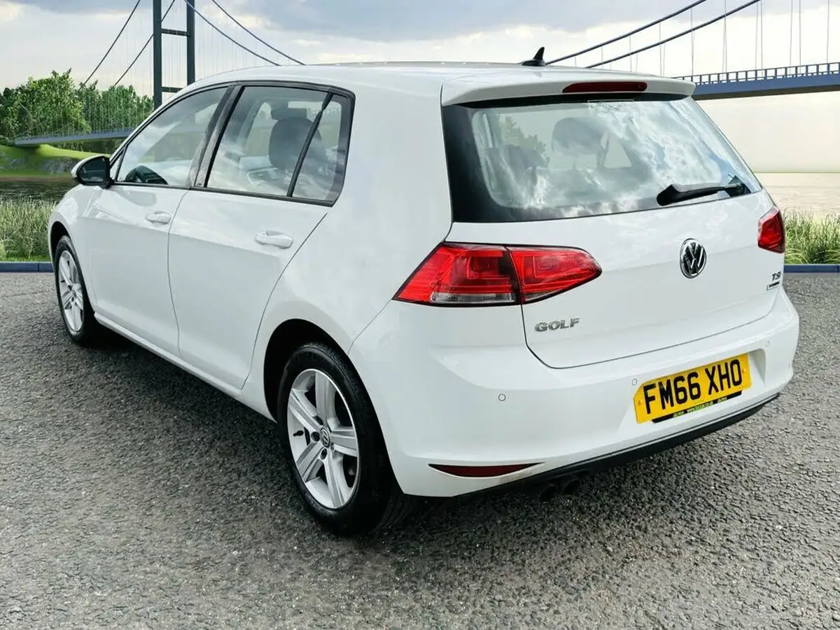 2017-volkswagen-golf-14-tsi-match-edition-hatchback-5d-big-4