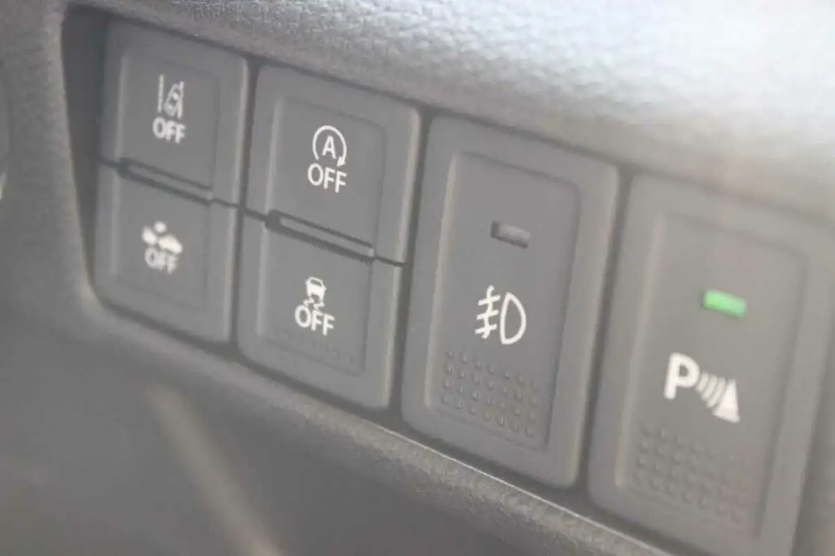 2023-suzuki-s-cross-14-boosterjet-motion-big-28
