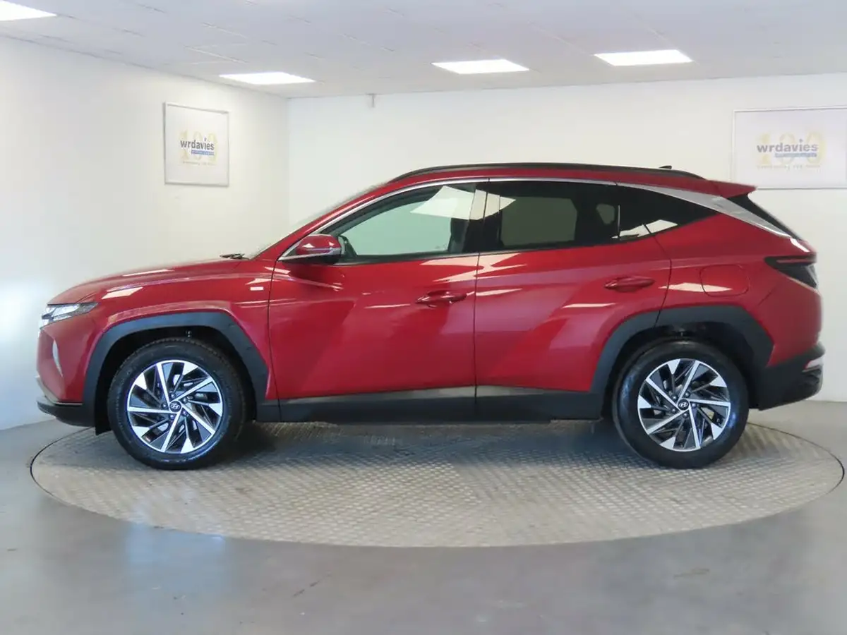 2022-hyundai-tucson-16-t-gdi-premium-150ps-48-volt-mhev-dct-big-3