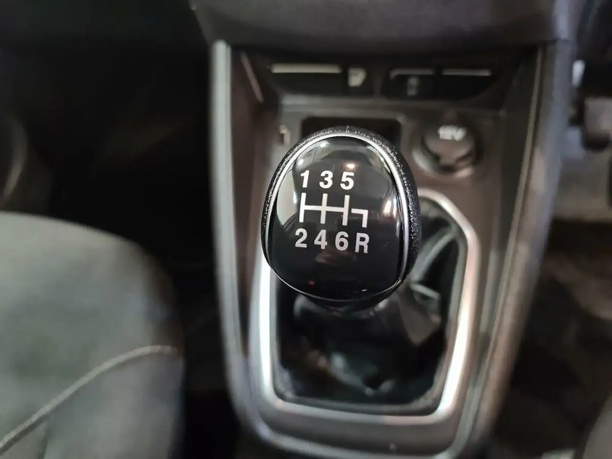 2022-ford-transit-courier-10t-limited-ecoboost-big-31