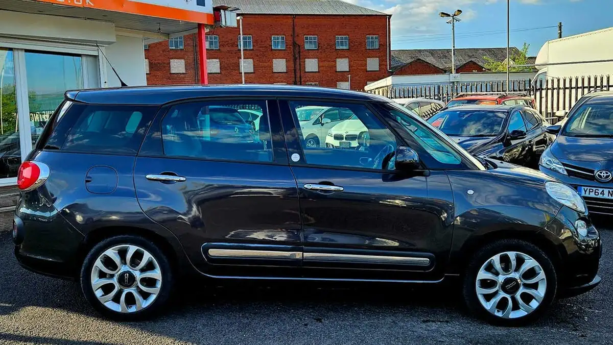 2014-fiat-500l-13-multijet-pop-star-mpw-dualogic-big-15