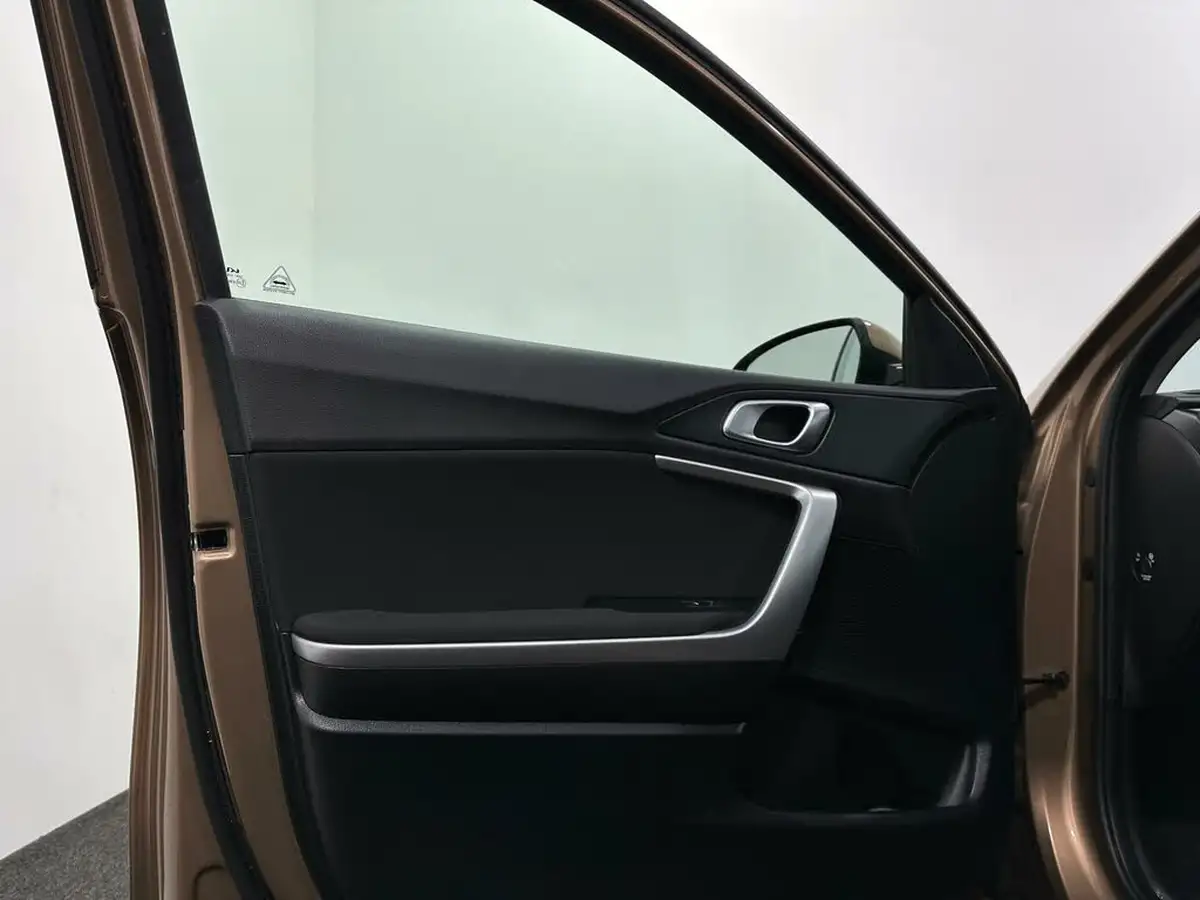 2022-kia-xceed-10-t-gdi-2-big-33