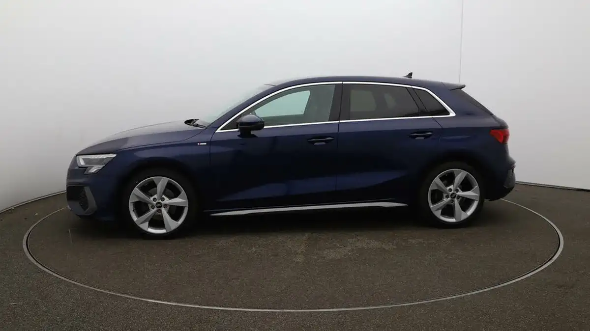 2023-audi-a3-15-35-tfsi-s-line-sportback-5d-big-63
