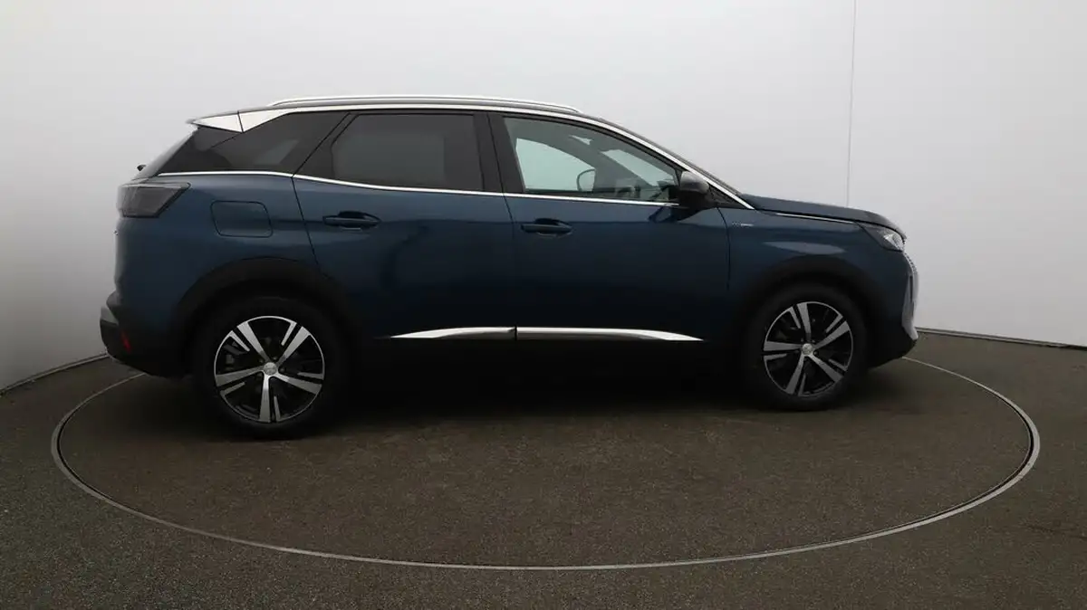 2022-peugeot-3008-suv-16-puretech-gt-225bhp-hybrid-e-eat8-big-49