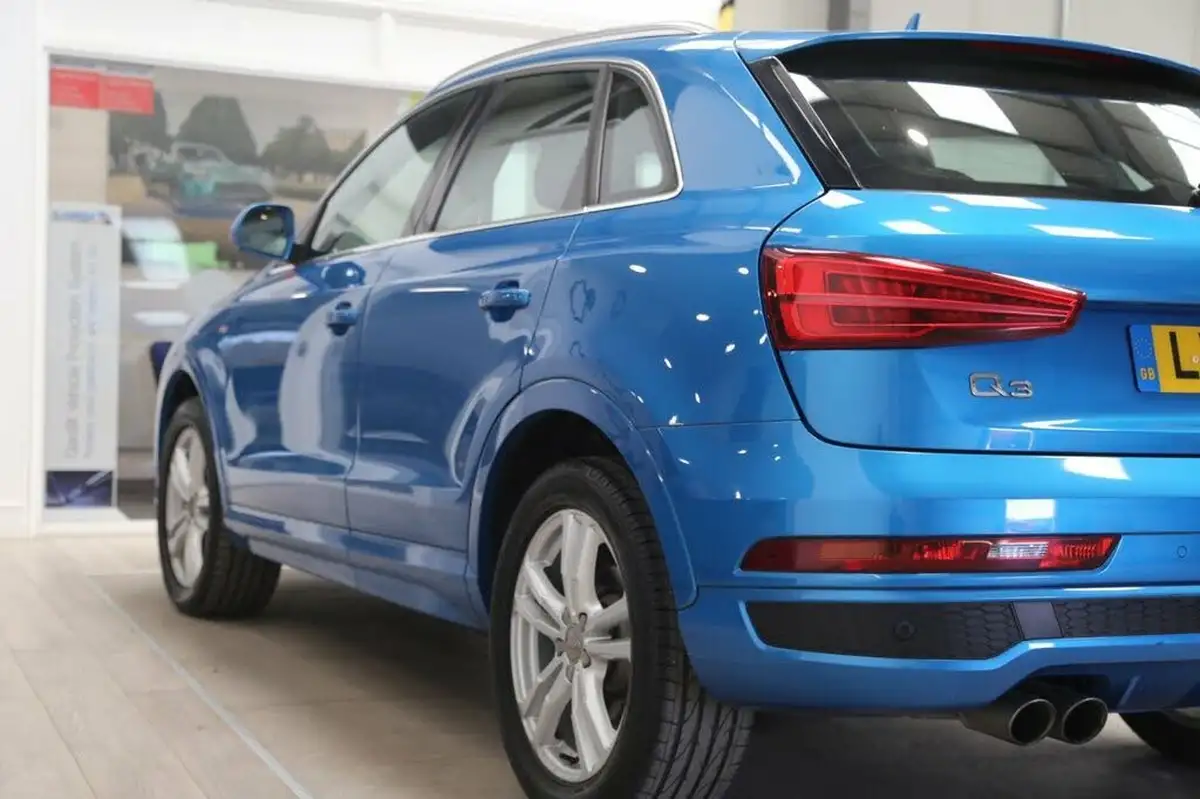 2015-audi-q3-14-s-line-cod-ss-big-11