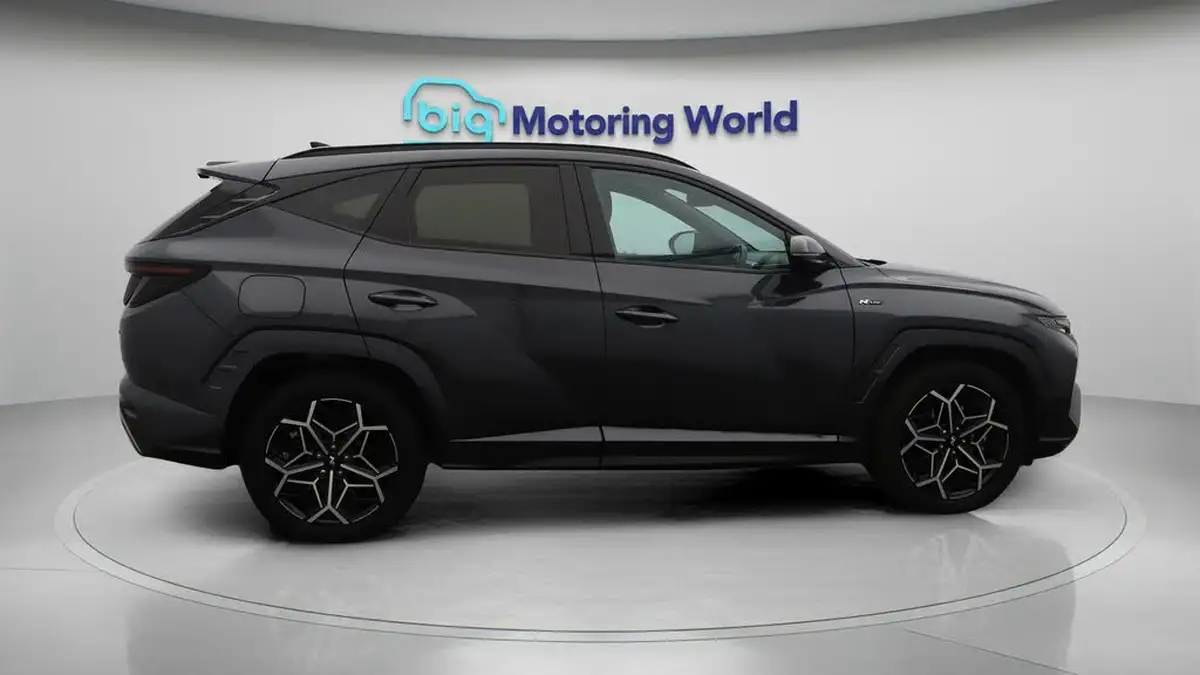2023-hyundai-tucson-16-t-gdi-n-line-265ps-4wd-phev-auto-big-8