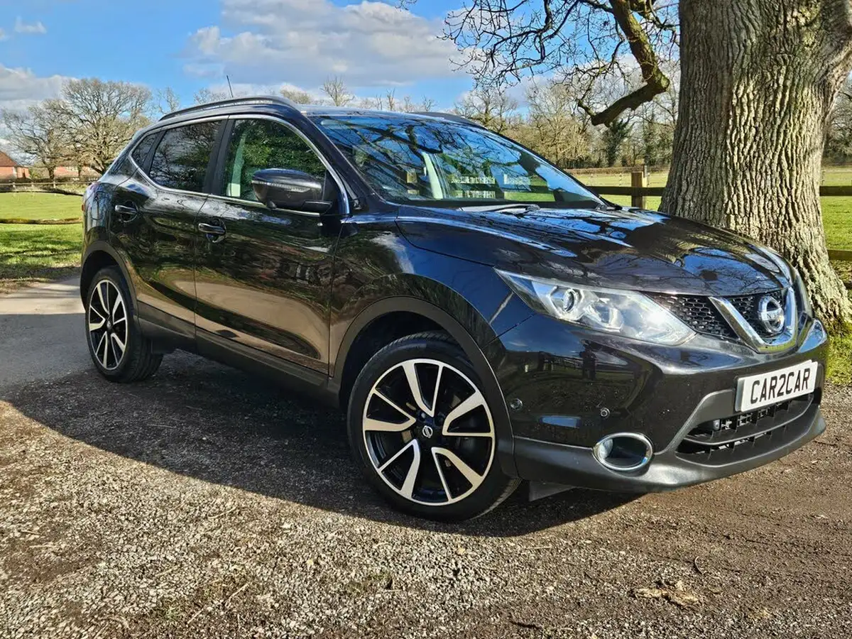 2017-nissan-qashqai-15dci-tekna-big-0