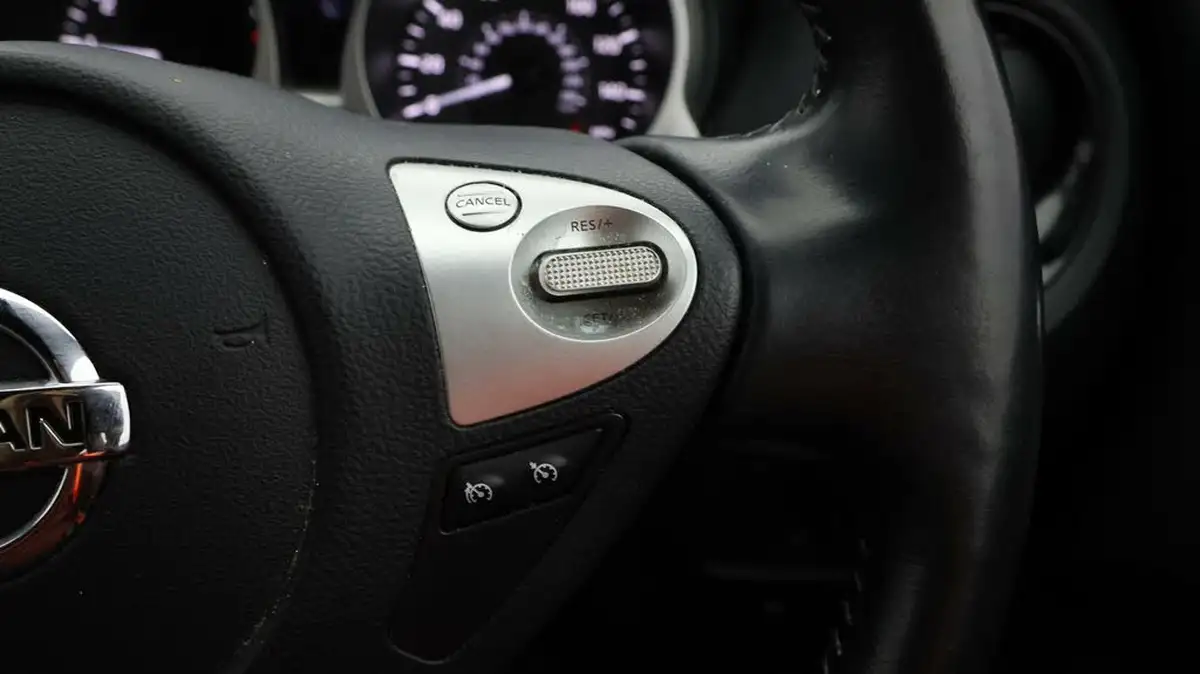 2019-nissan-juke-16-tekna-112ps-xtronic-cvt-big-22