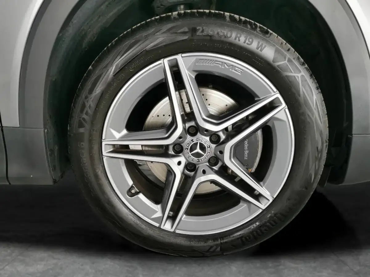 2021-mercedes-benz-glb-class-13-glb200-amg-line-8g-tronic-big-33