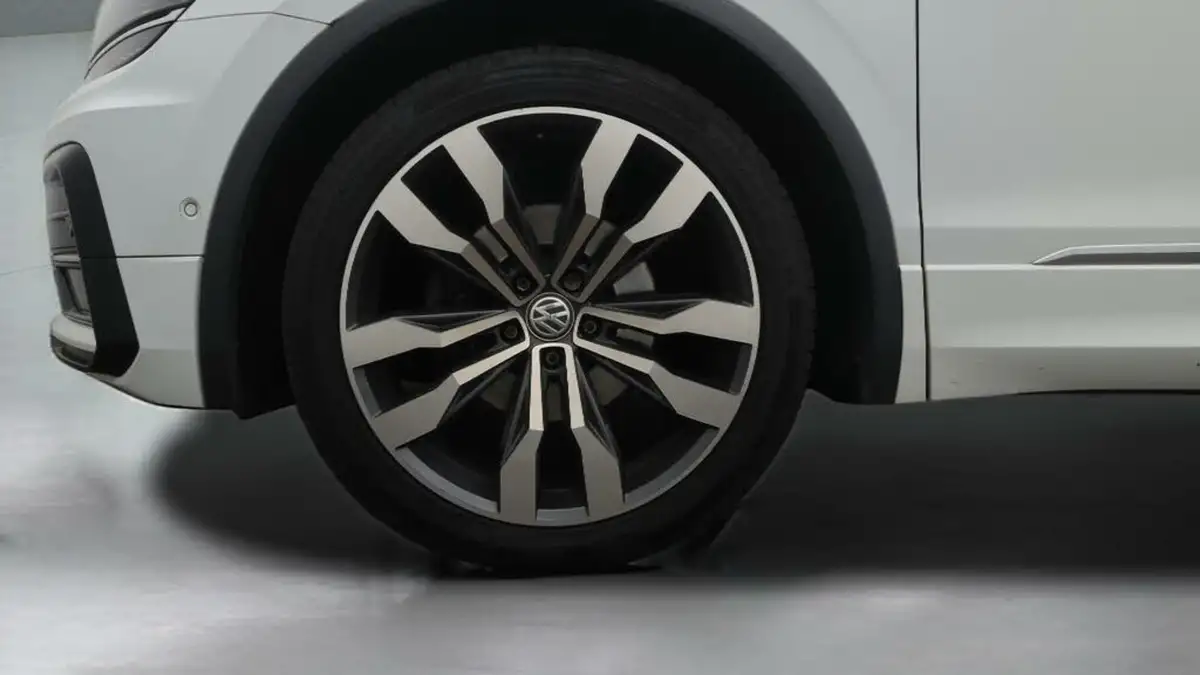 2020-volkswagen-tiguan-20-tsi-sel-190ps-big-18