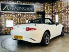2019-mazda-mx-5-15-se-small-41