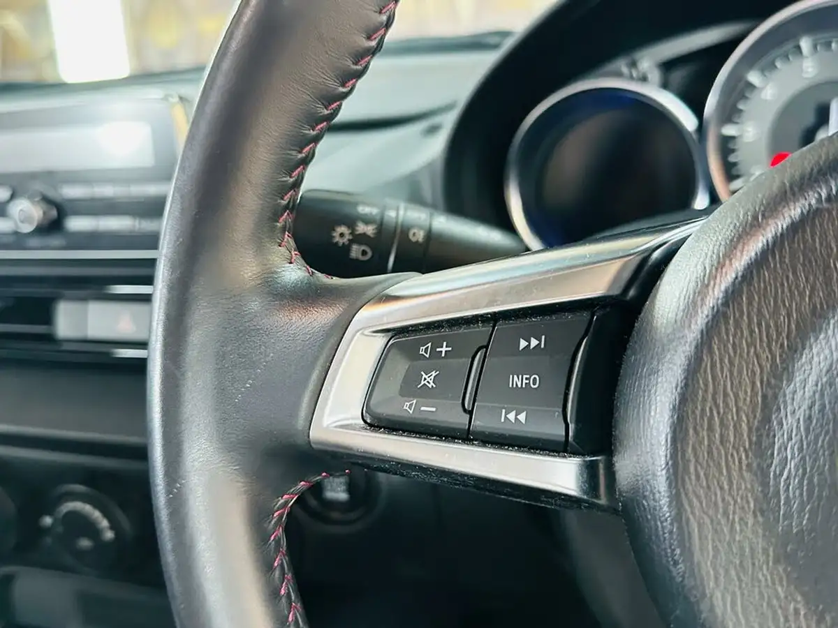 2019-mazda-mx-5-15-se-big-54