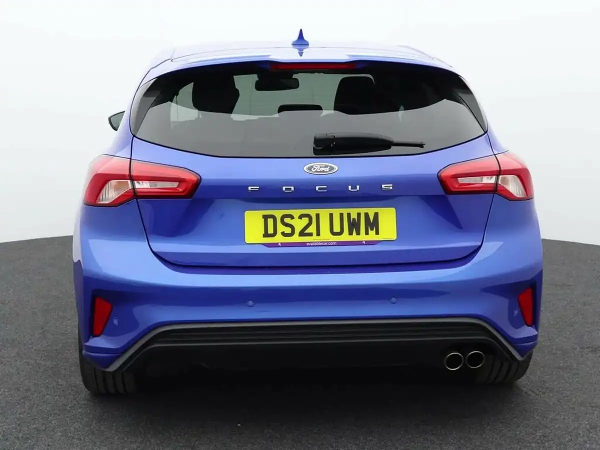 2020-ford-focus-10t-st-line-x-hatchback-auto-big-3