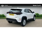 2022-toyota-yaris-cross-15-vvt-i-icon-small-1