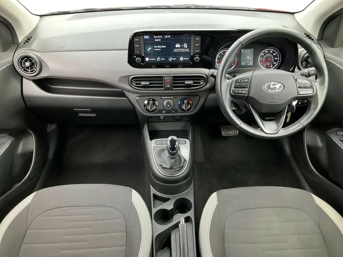 2021-hyundai-i10-12-se-connect-auto-big-9