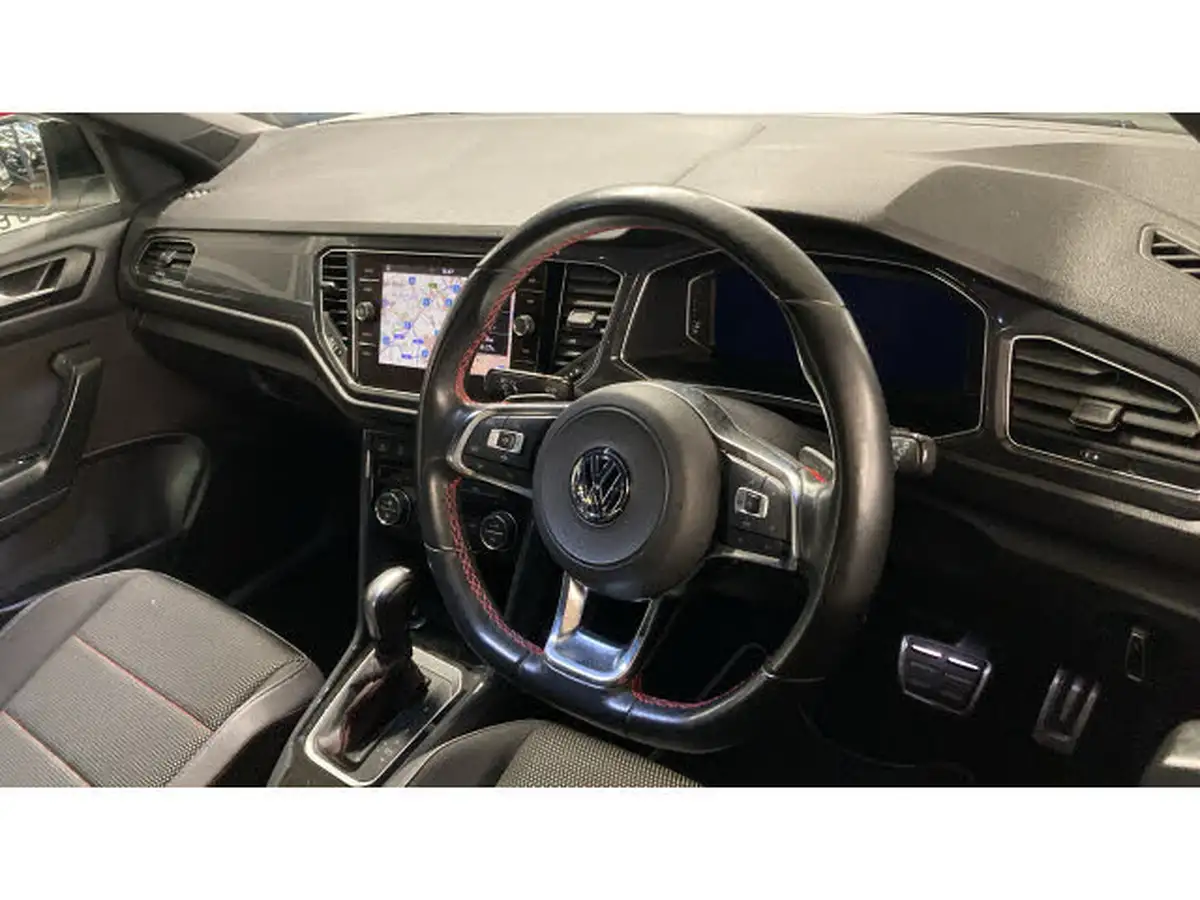 2020-volkswagen-t-roc-15-tsi-sel-dsg-big-10