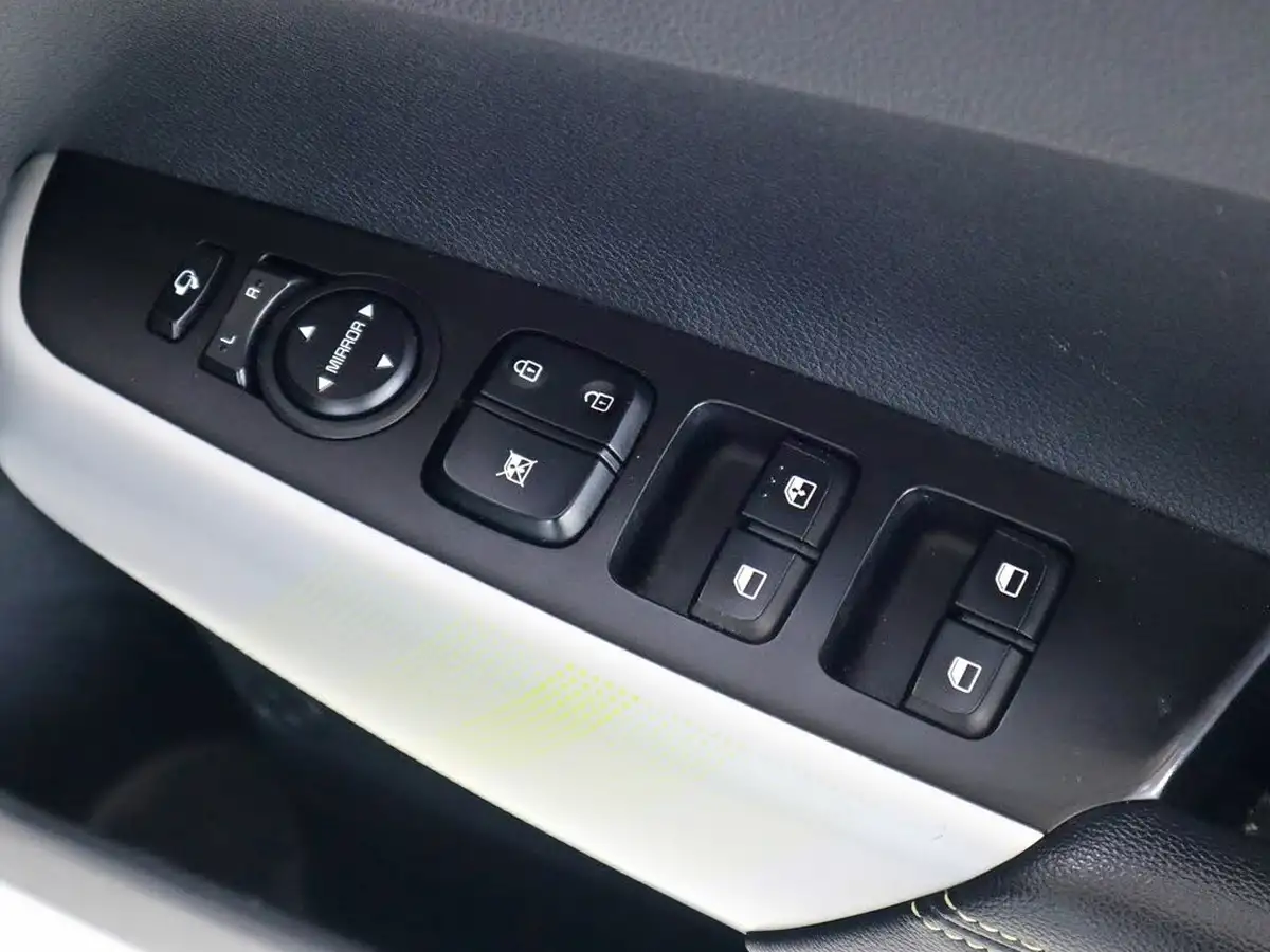2023-kia-picanto-10-x-line-s-auto-seq-big-23