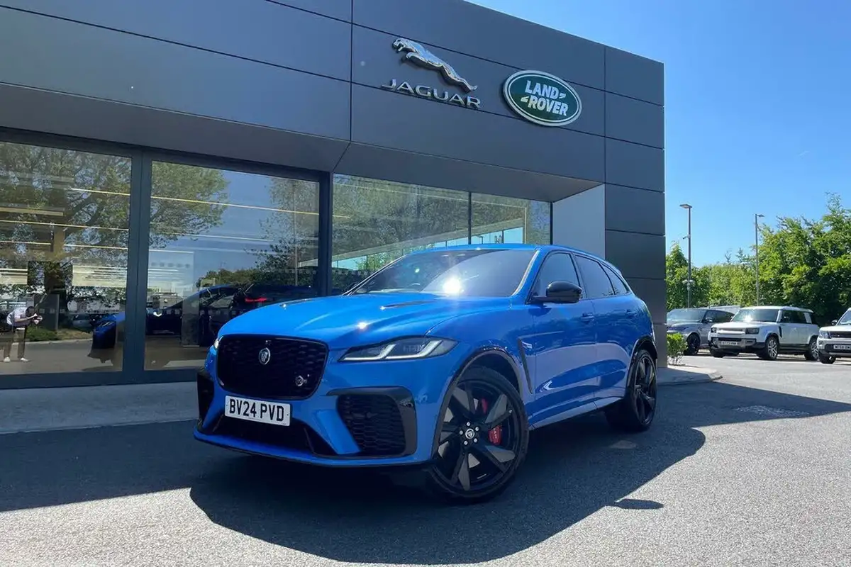 2024-jaguar-f-pace-50-v8-p575-svr-575-edition-big-31