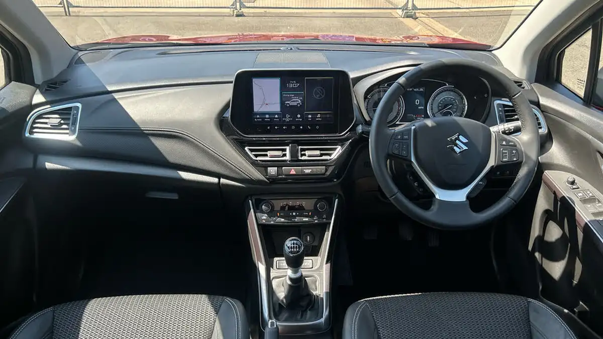 2023-suzuki-s-cross-14-boosterjet-ultra-allgrip-big-10