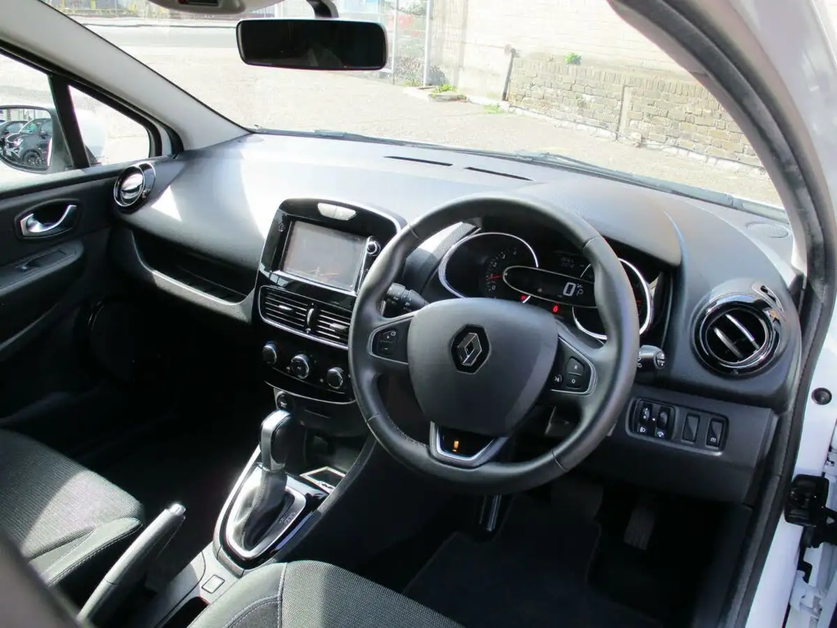 2019-renault-clio-15dci-iconic-90ps-ss-edc-auto-big-8