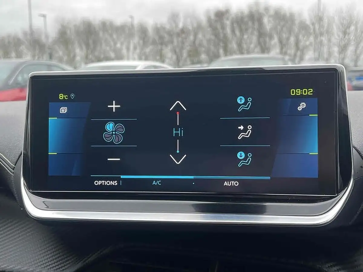 2021-peugeot-2008-suv-e-gt-big-37