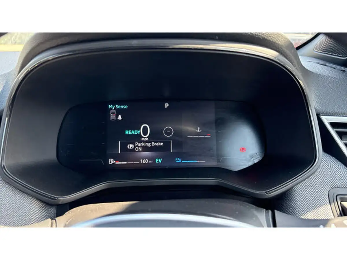 2024-renault-clio-16-techno-big-17