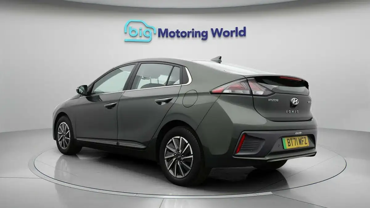 2022-hyundai-ioniq-e-premium-electric-big-4