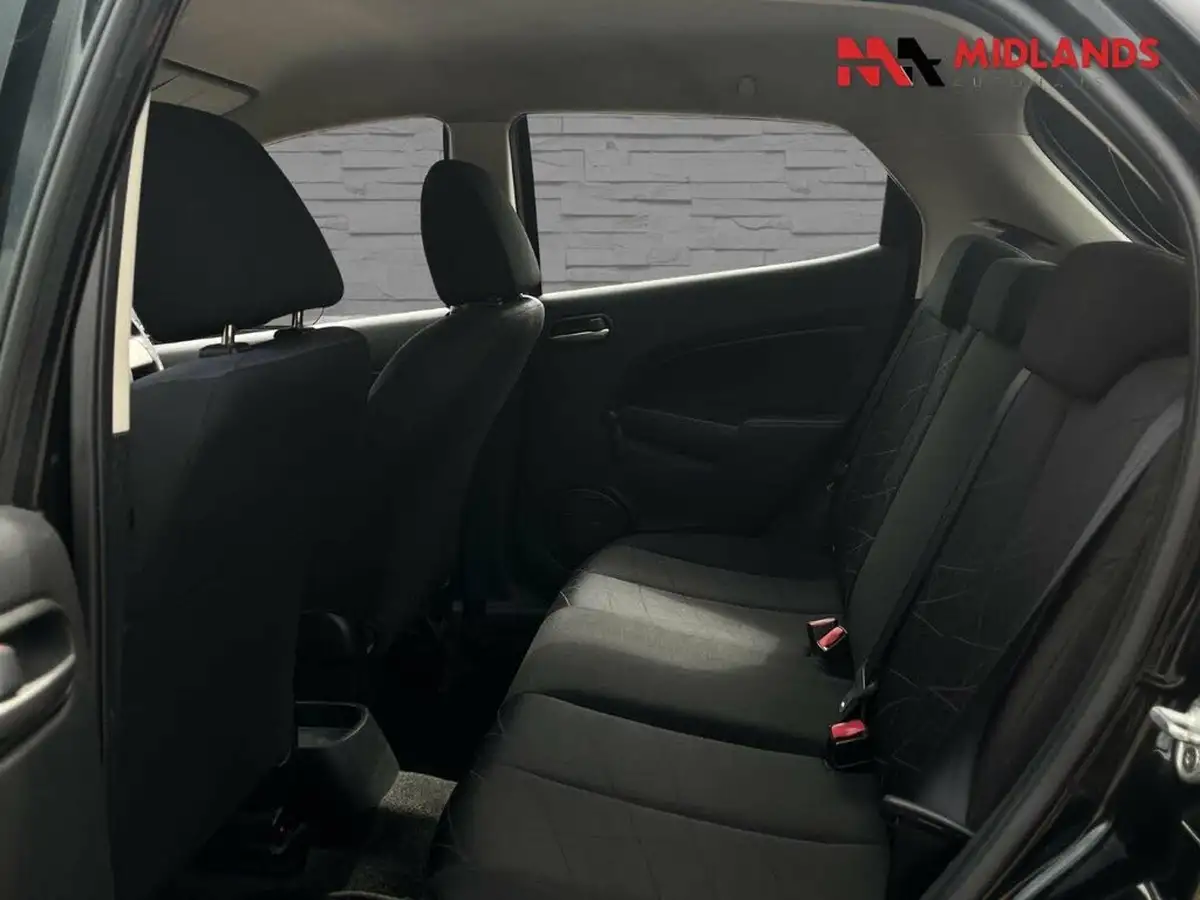 2011-mazda-mazda2-13-tamura-5d-big-9