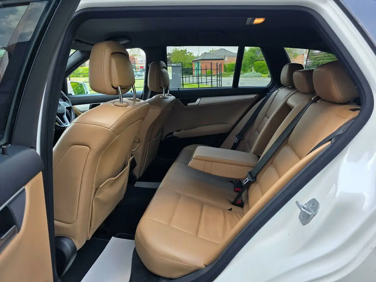 2013-mercedes-benz-c-class-21cdi-c220-cdi-amg-sport-estate-5d-7g-tronic-plus-big-12