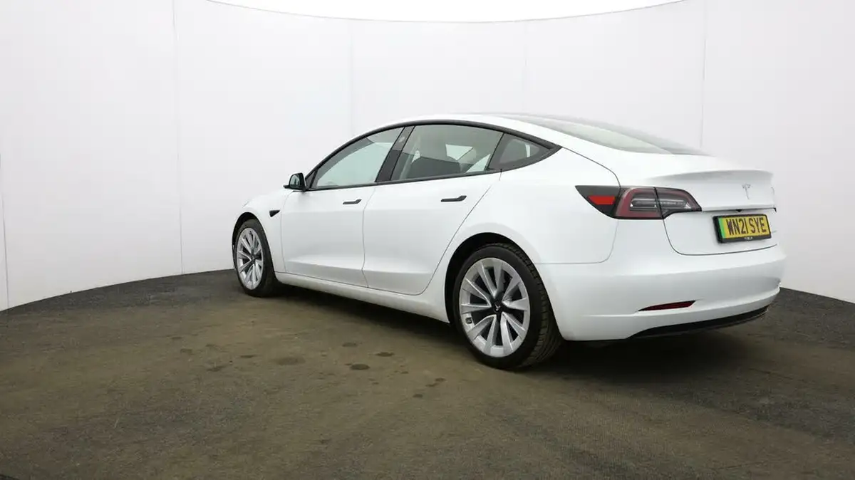 2021-tesla-model-3-e-long-range-4x4-big-53