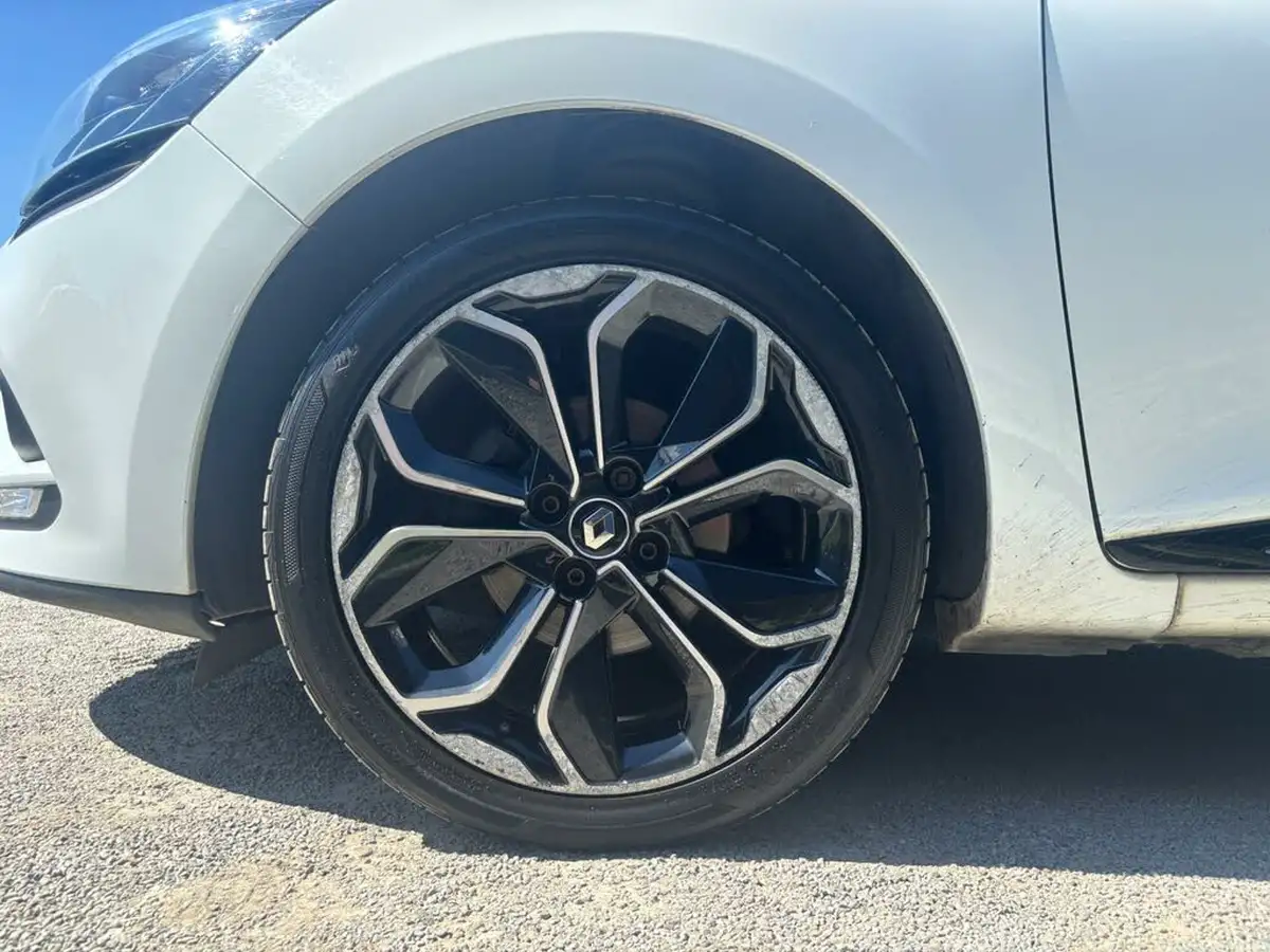 2018-renault-clio-09-tce-iconic-90ps-big-75